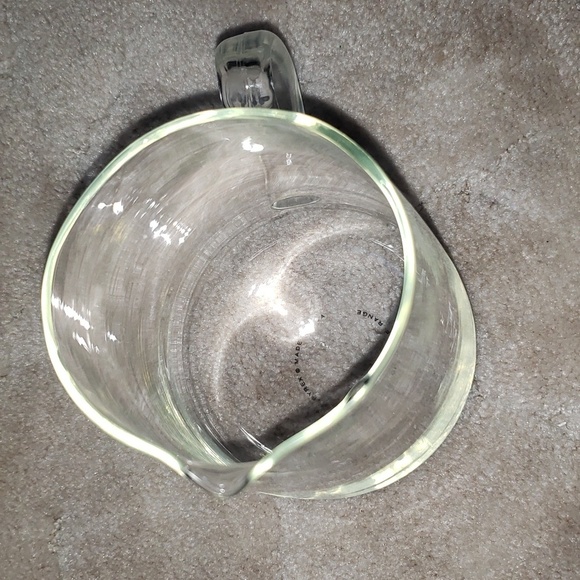 Originals Clear Pitcher by Pyrex - Picture 3 of 4